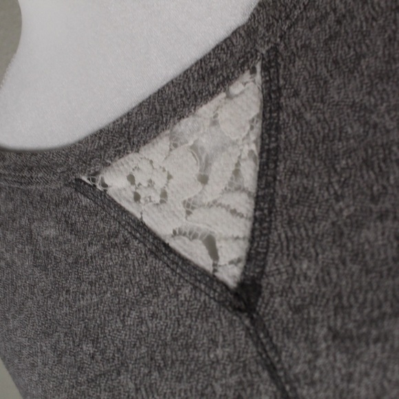 Relativity Womans Grey Long Sleeve Top with White Floral Design - Size 2X - Picture 4 of 6